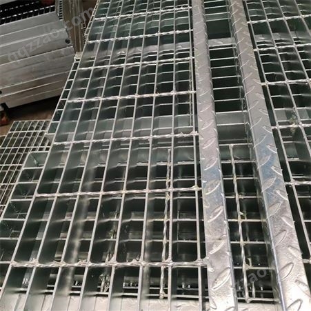热镀锌钢格板污水厂电缆沟盖板平台楼梯踏步花纹钢盖板井盖复合板