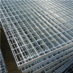 沉淀池镀锌钢格板 小孔步道密型钢格栅板 工厂排水钢沟盖板