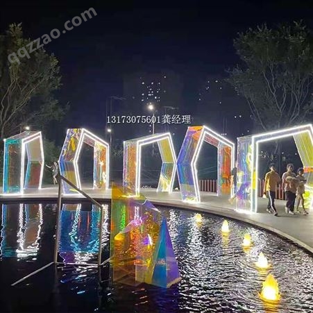 led动物造型灯 led棱形发光防水小鹿金桥