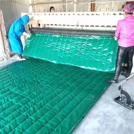 生产隔热保温棉被 蔬菜大棚保温被 工程路面防寒被 立诚常年供应