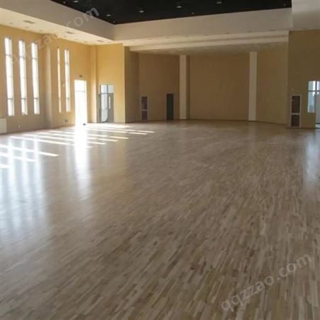 胜滨体育定制 舞蹈学院 龙骨式 木塑地板 装饰效果好
