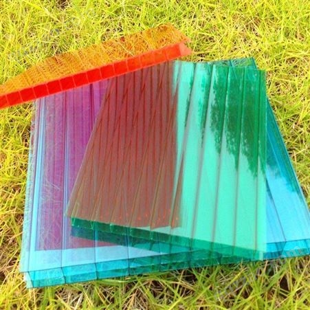 兄弟-湖蓝草绿透明中空PC阳光板工程聚碳酸酯板